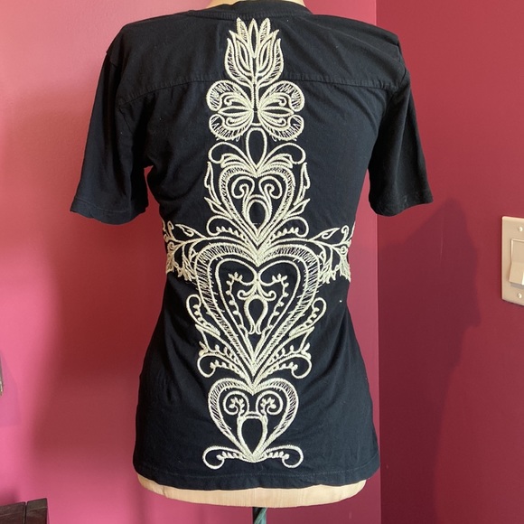 Johnny Was JWLA Black Embroidered T-shirt - Picture 3 of 4